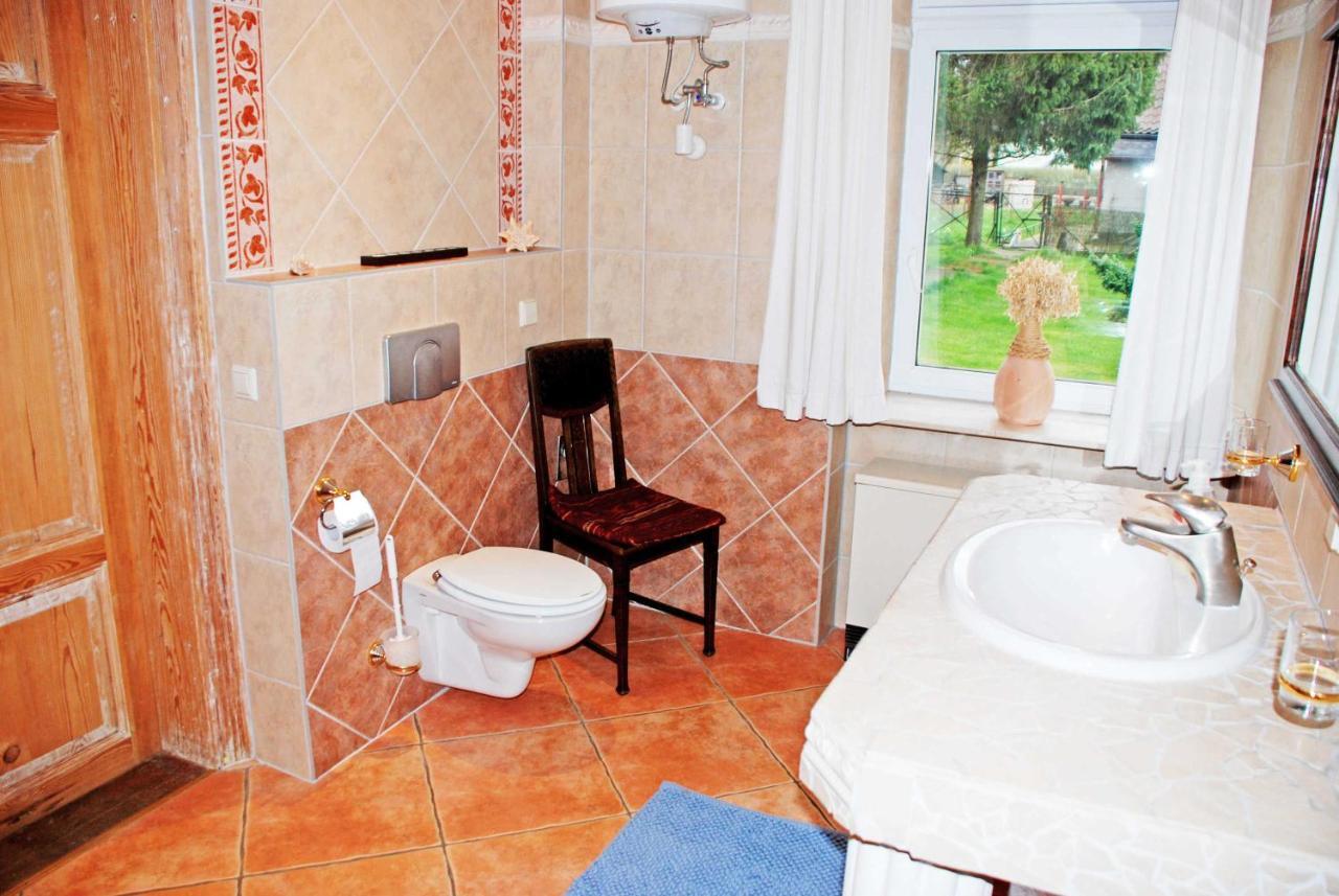 Ferienwohnungen Im Gutshaus Gnies Dış mekan fotoğraf